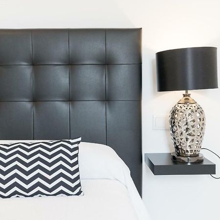 Stunning Spacious City Apartment With Free Parking Μάλαγα Εξωτερικό φωτογραφία