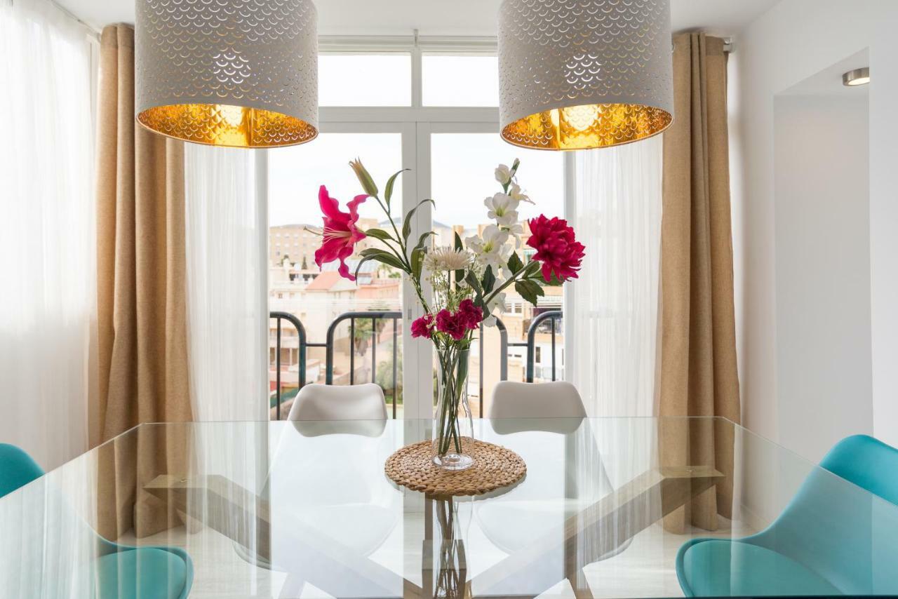 Stunning Spacious City Apartment With Free Parking Μάλαγα Εξωτερικό φωτογραφία