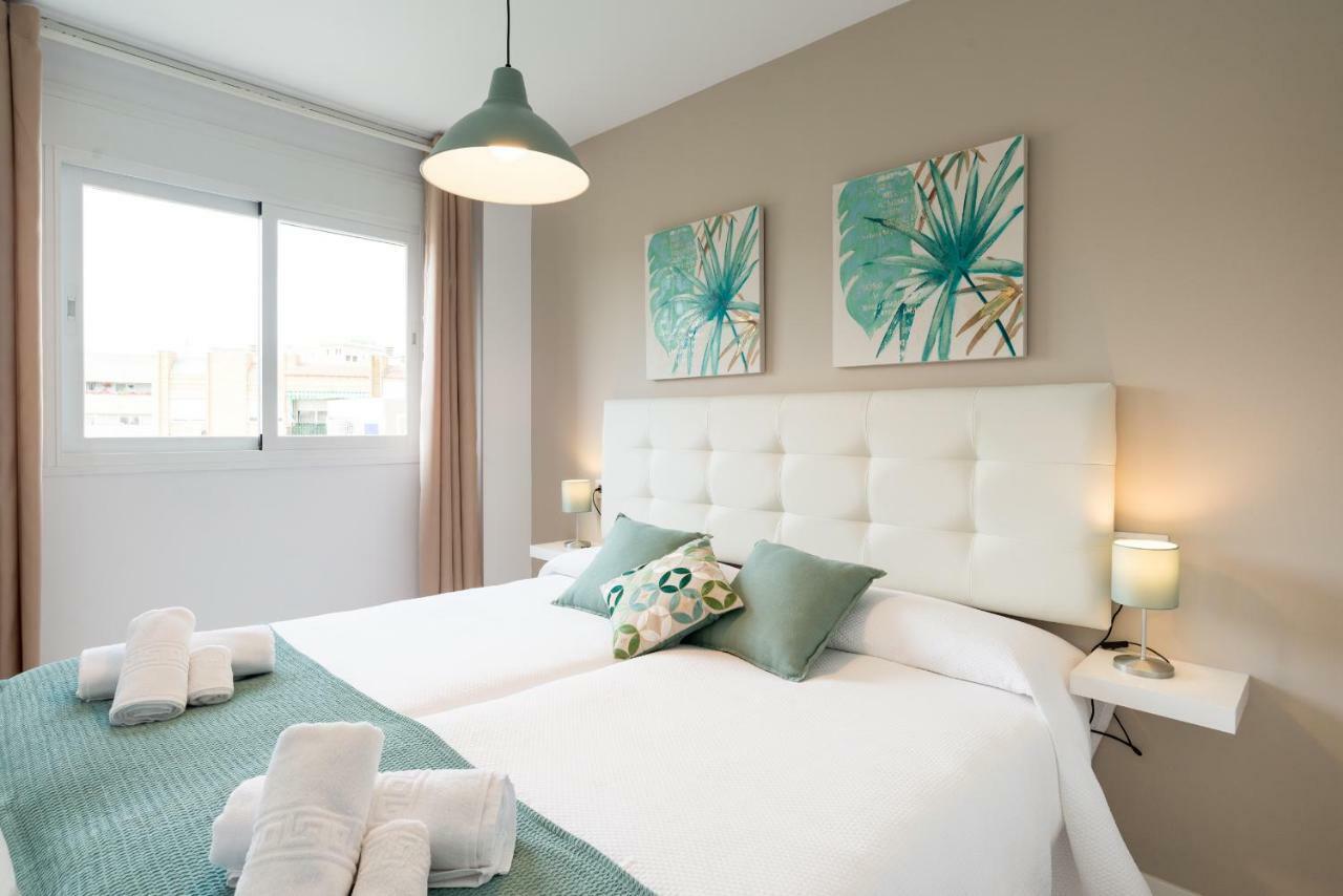 Stunning Spacious City Apartment With Free Parking Μάλαγα Εξωτερικό φωτογραφία