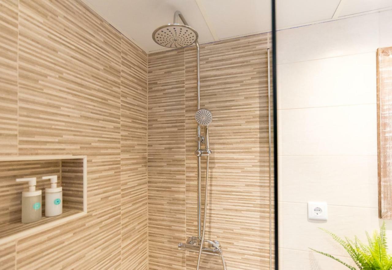 Stunning Spacious City Apartment With Free Parking Μάλαγα Εξωτερικό φωτογραφία